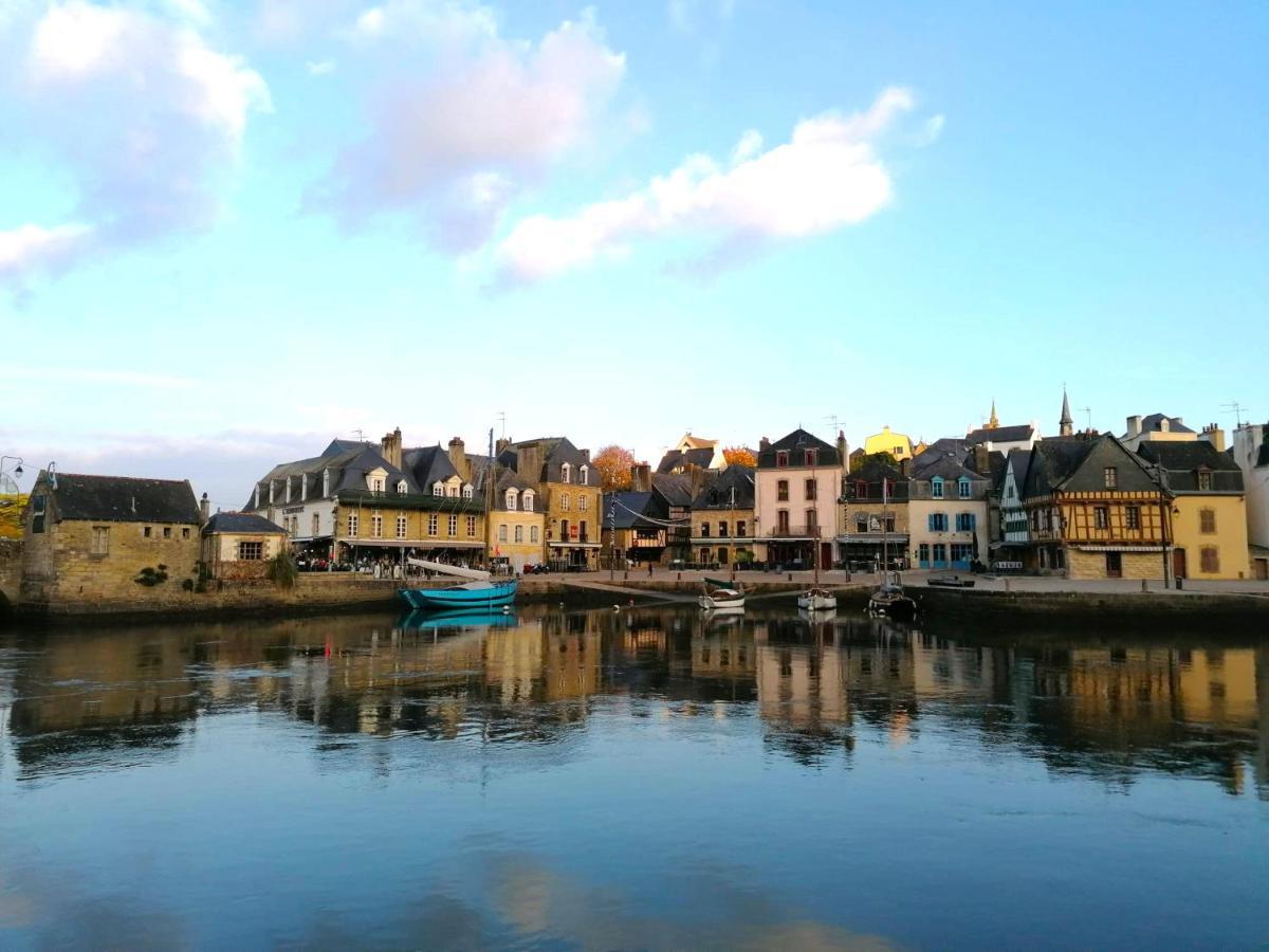 Gite De L'Hirondelle Bleue Brech Exterior foto